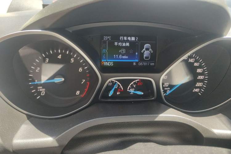 Used Ford Kuga 2013 1.6L GTDi 4x4 Elite Model Odometer Close Up
