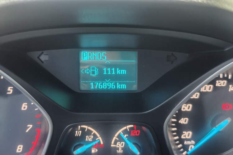 Used Ford Kuga 2013 1.6L GTDi Two-Wheel-Drive Comfort Model Odometer Close Up