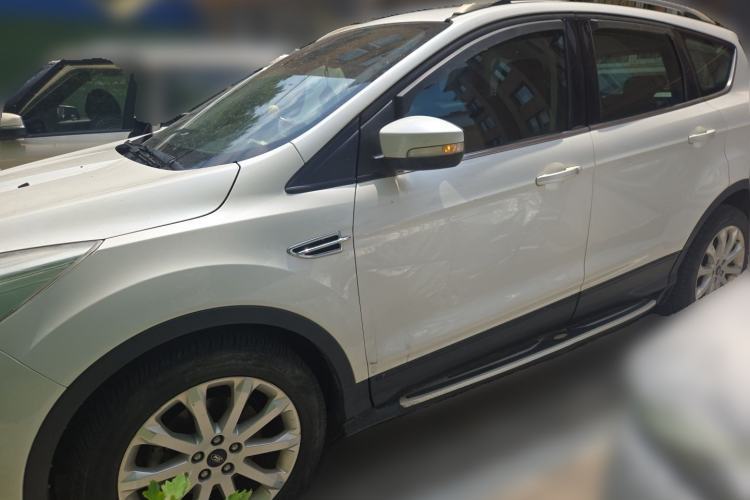 Used Ford Kuga 2013 1.6L GTDi Two-Wheel-Drive Trend Model Guazi used car, China used car export, Used car for sale, Used Ford cars, Cheapest cars for sale