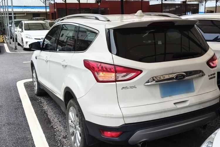 Used Ford Kuga 2013 1.6L GTDi Two-Wheel-Drive Trend Model Rear Left 45 Deg