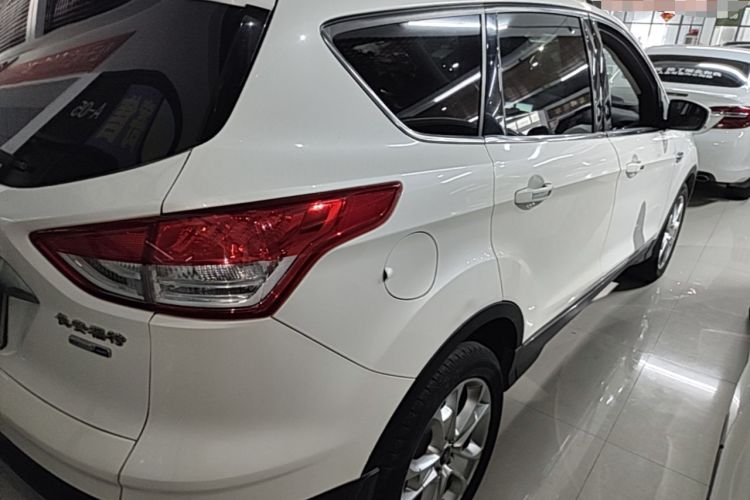Used Ford Kuga 2013 2.0L GTDi Four-Wheel-Drive Sport Model Rear Right 45 Deg