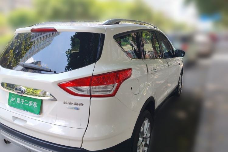 Used Ford Kuga 2013 2.0L GTDi Four-Wheel-Drive Sport Model Rear Right 45 Deg