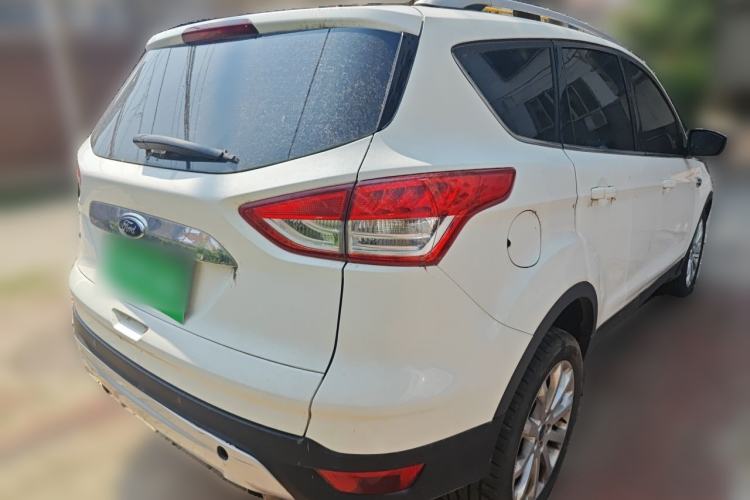 Used Ford Kuga 2013 1.6L GTDi Two-Wheel-Drive Trend Model Rear Right 45 Deg
