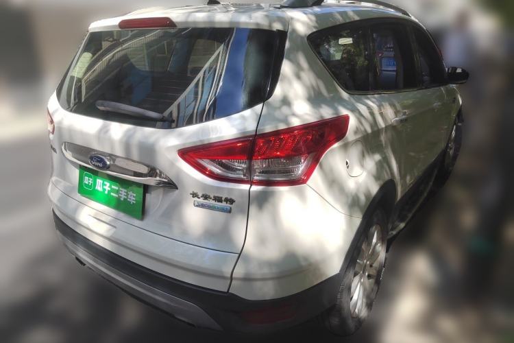 Used Ford Kuga 2013 1.6L GTDi Two-Wheel-Drive Trend Model Rear Right 45 Deg