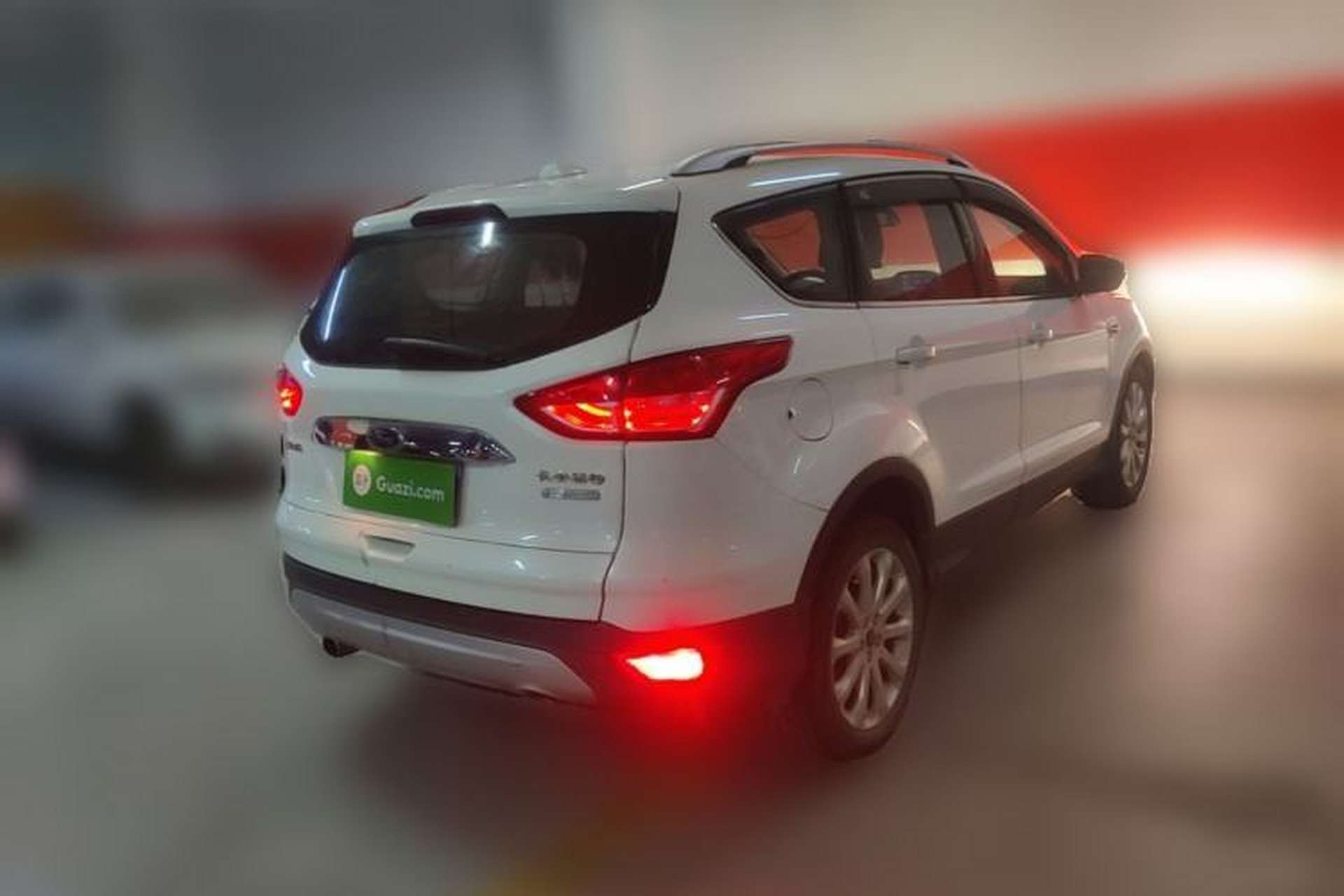 Used Ford Kuga 2013 1.6L GTDi Two-Wheel-Drive Trend Model Rear Right 45 Deg