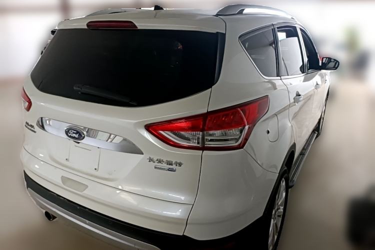 Used Ford Kuga 2013 2.0L GTDi Four-Wheel-Drive Sport Model Rear Right 45 Deg
