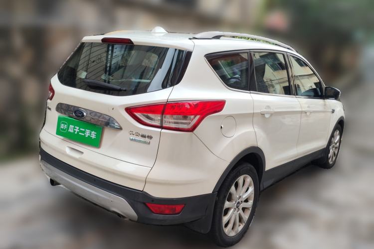 Used Ford Kuga 2013 1.6L GTDi Two-Wheel-Drive Trend Model Rear Right 45 Deg