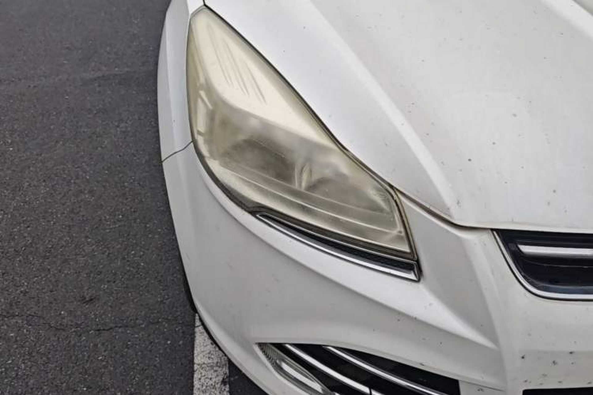 Used Ford Kuga 2013 2.0L GTDi Four-Wheel-Drive Elite Model Right Front Headlight