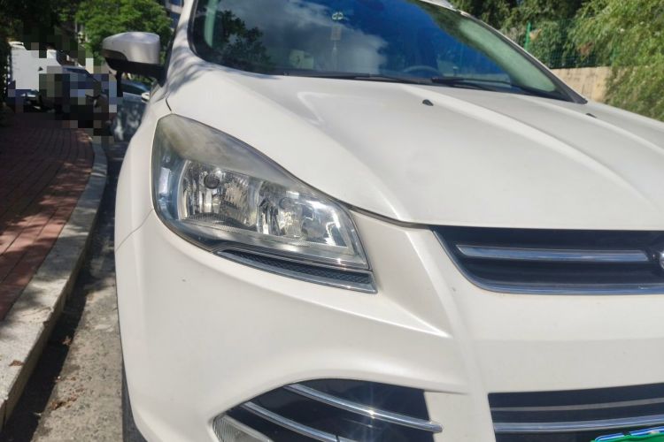 Used Ford Kuga 2013 1.6L GTDi 4x4 Elite Model Right Front Headlight