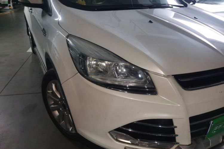 Used Ford Kuga 2013 1.6L GTDi 4x4 Elite Model Right Front Headlight