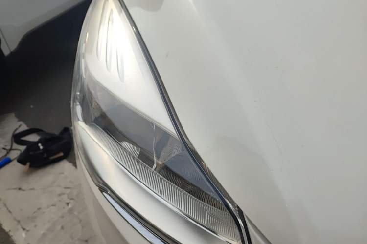 Used Ford Kuga 2013 1.6L GTDi 4x4 Elite Model Right Front Headlight