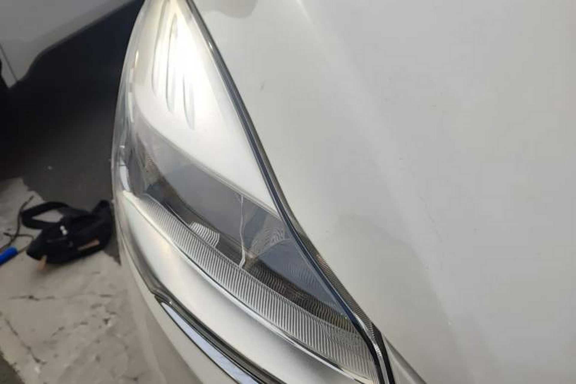 Used Ford Kuga 2013 1.6L GTDi 4x4 Elite Model Right Front Headlight