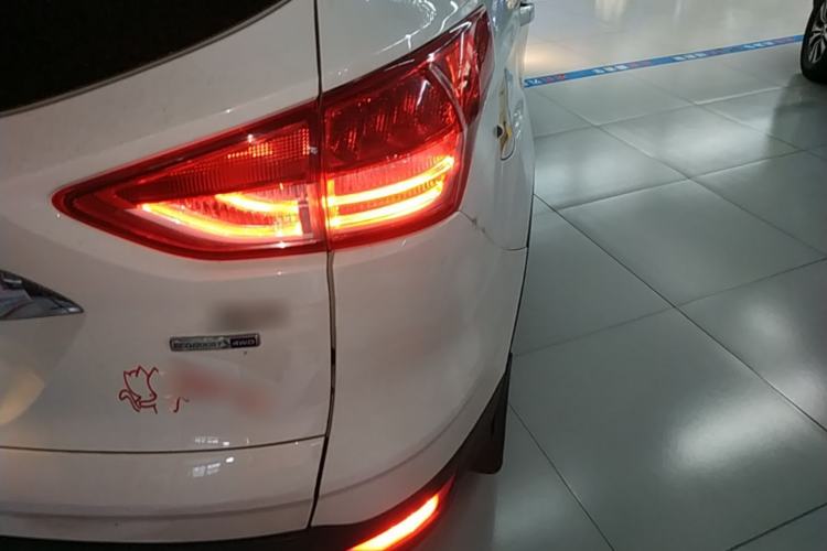 Used Ford Kuga 2013 2.0L GTDi Four-Wheel Drive Premium Model Right Rear Taillight