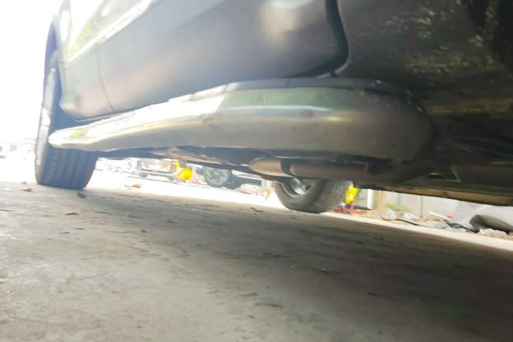 Used Ford Kuga 2013 2.0L GTDi Four-Wheel-Drive Sport Model Right Side Sill