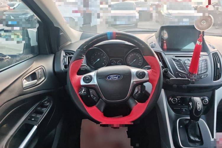 Used Ford Kuga 2013 1.6L GTDi Two-Wheel-Drive Trend Model Steering Wheel