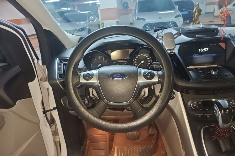 Used Ford Kuga 2013 1.6L GTDi 4x4 Elite Model Steering Wheel
