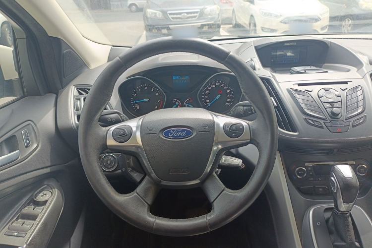 Used Ford Kuga 2013 1.6L GTDi Two-Wheel-Drive Trend Model Steering Wheel