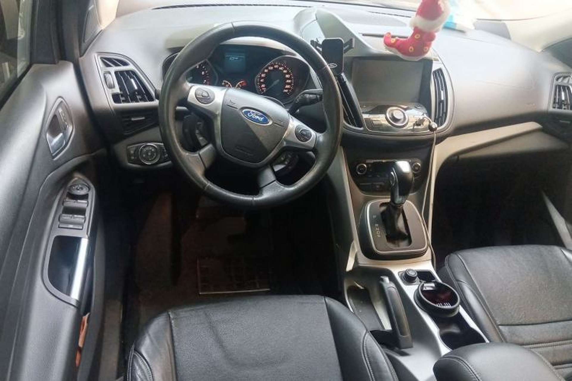 Used Ford Kuga 2013 1.6L GTDi Two-Wheel-Drive Trend Model Steering Wheel