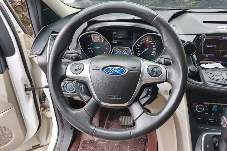 Used Ford Kuga 2013 1.6L GTDi 4x4 Elite Model Steering Wheel