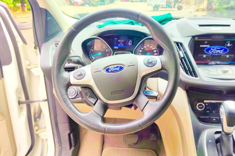 Used Ford Kuga 2013 1.6L GTDi 4x4 Elite Model Steering Wheel