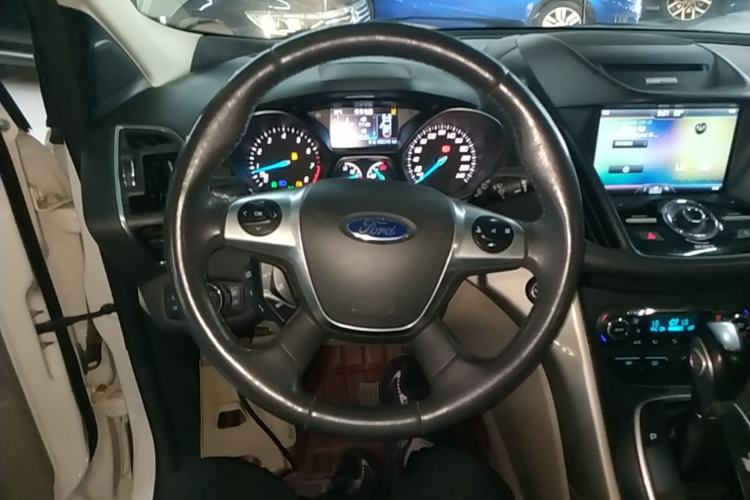Used Ford Kuga 2013 2.0L GTDi Four-Wheel Drive Premium Model Steering Wheel