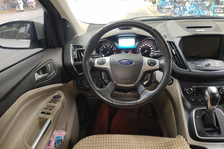 Used Ford Kuga 2013 1.6L GTDi 4x4 Elite Model Steering Wheel