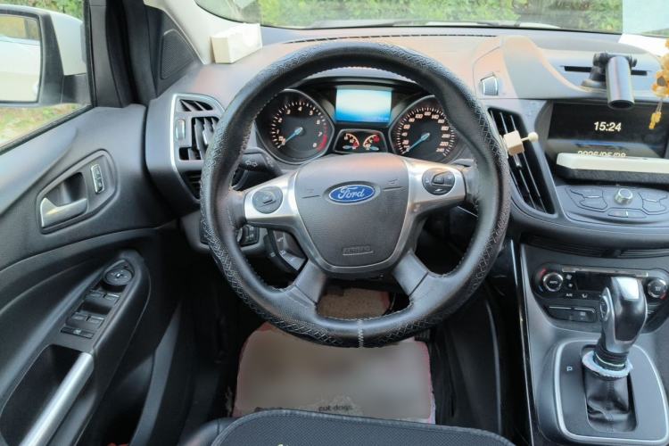 Used Ford Kuga 2013 2.0L GTDi Four-Wheel-Drive Sport Model Steering Wheel