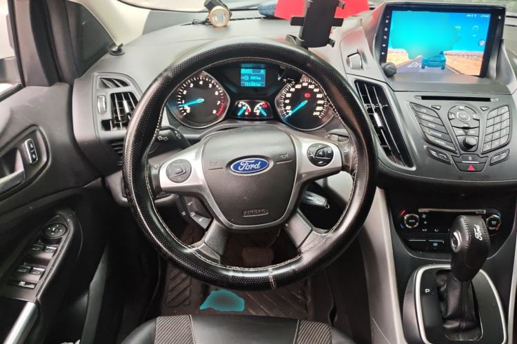 Used Ford Kuga 2013 1.6L GTDi Two-Wheel-Drive Trend Model Steering Wheel