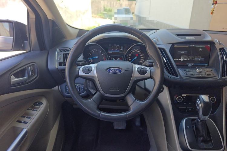 Used Ford Kuga 2013 1.6L GTDi 4x4 Elite Model Steering Wheel
