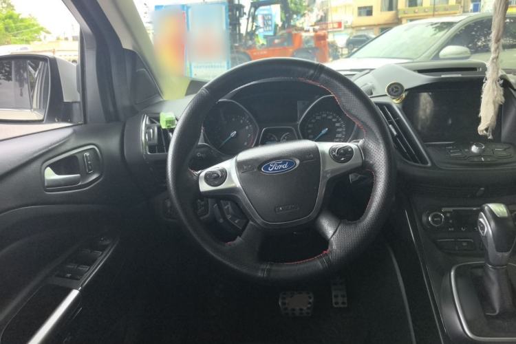 Used Ford Kuga 2013 2.0L GTDi Four-Wheel-Drive Sport Model Steering Wheel