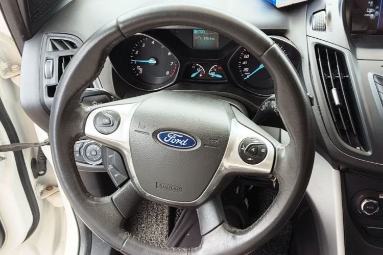 Used Ford Kuga 2013 1.6L GTDi Two-Wheel-Drive Trend Model Steering Wheel