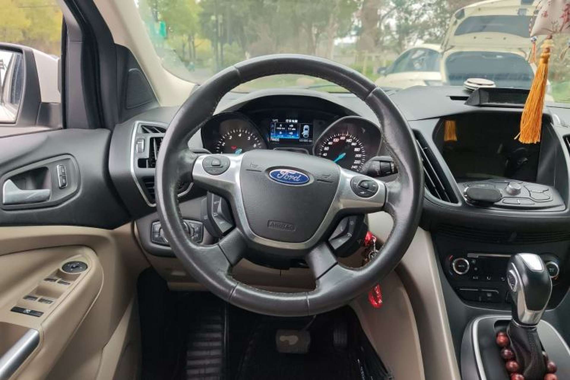 Used Ford Kuga 2013 1.6L GTDi 4x4 Elite Model Steering Wheel