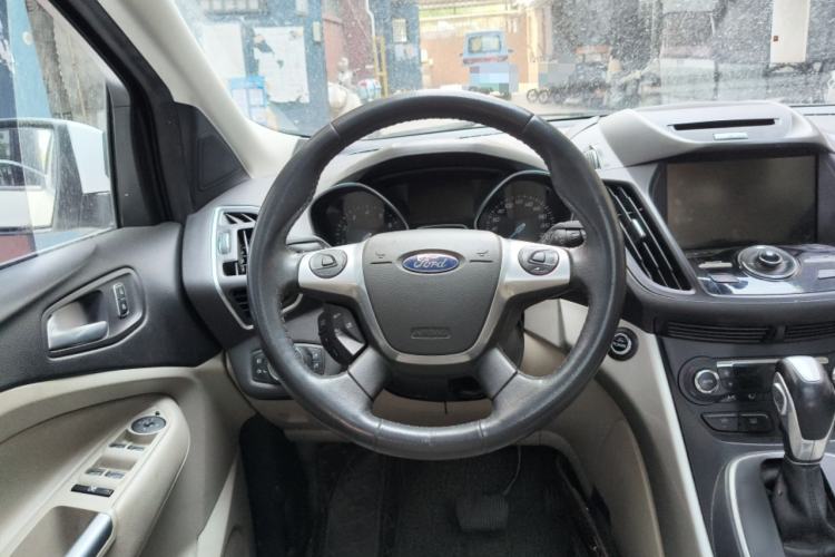 Used Ford Kuga 2013 2.0L GTDi Four-Wheel Drive Premium Model Steering Wheel