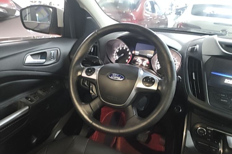 Used Ford Kuga 2013 2.0L GTDi Four-Wheel-Drive Sport Model Steering Wheel