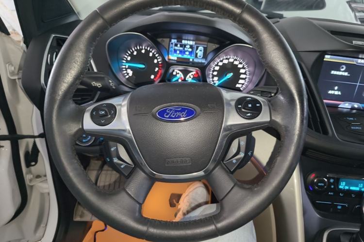 Used Ford Kuga 2013 1.6L GTDi 4x4 Elite Model Steering Wheel