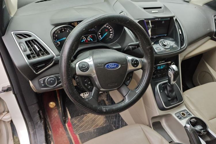 Used Ford Kuga 2013 2.0L GTDi Four-Wheel Drive Premium Model Steering Wheel