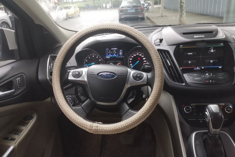 Used Ford Kuga 2013 1.6L GTDi 4x4 Elite Model Steering Wheel