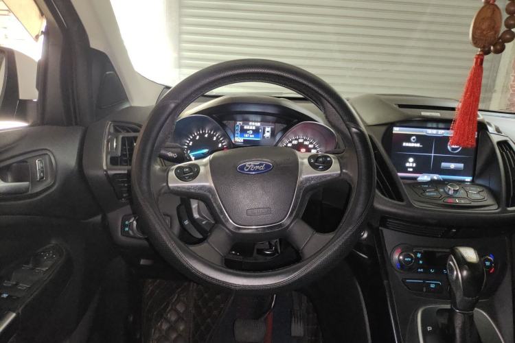 Used Ford Kuga 2013 2.0L GTDi Four-Wheel-Drive Sport Model Steering Wheel
