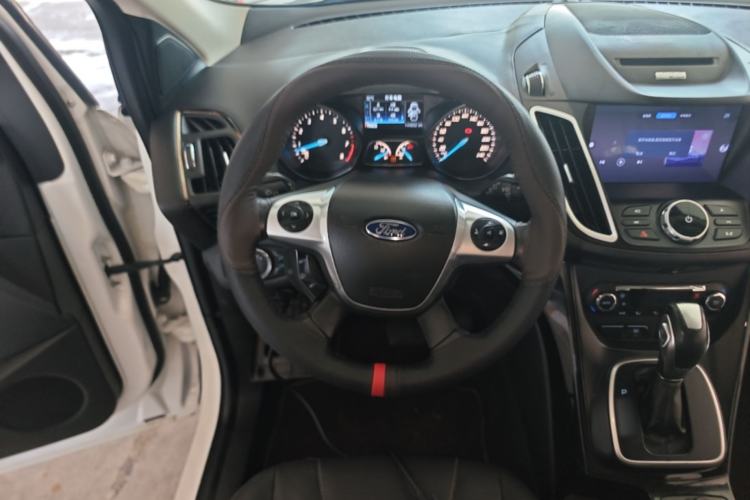 Used Ford Kuga 2013 2.0L GTDi Four-Wheel-Drive Sport Model Steering Wheel