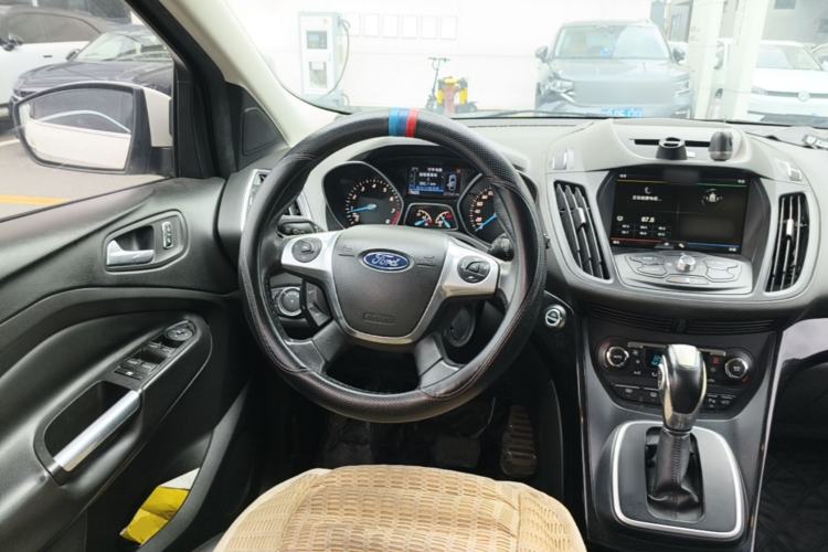 Used Ford Kuga 2013 2.0L GTDi Four-Wheel-Drive Sport Model Steering Wheel