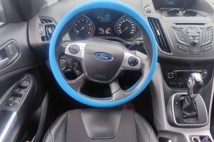 Used Ford Kuga 2013 1.6L GTDi Two-Wheel-Drive Trend Model Steering Wheel
