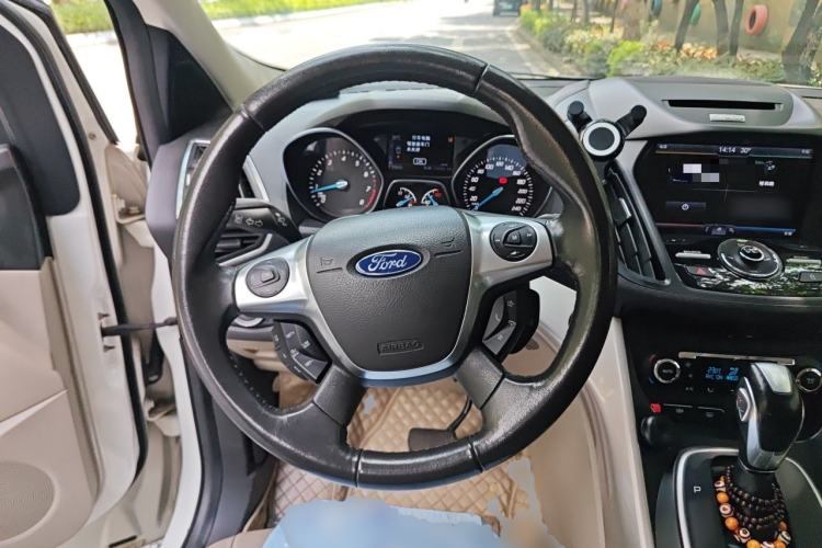 Used Ford Kuga 2013 2.0L GTDi Four-Wheel Drive Premium Model Steering Wheel