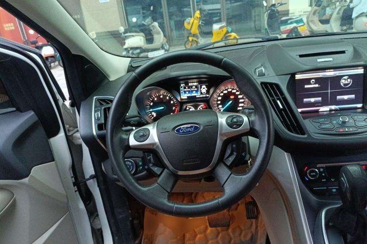 Used Ford Kuga 2013 1.6L GTDi 4x4 Elite Model Steering Wheel