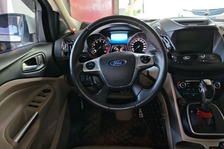 Used Ford Kuga 2013 1.6L GTDi 4x4 Elite Model Steering Wheel