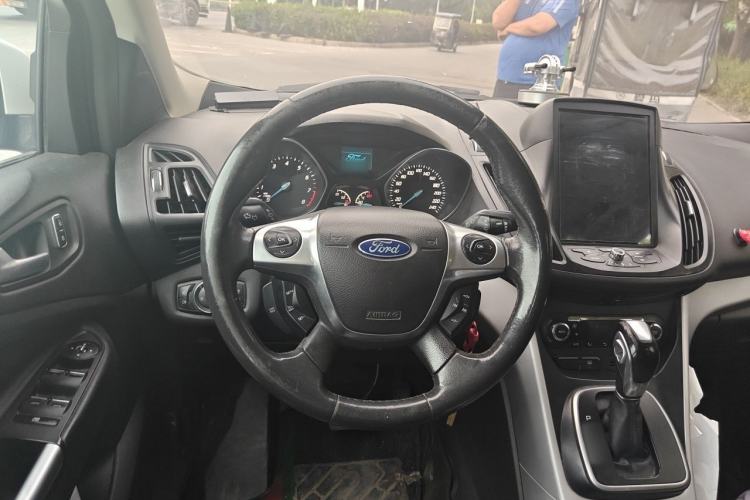 Used Ford Kuga 2013 1.6L GTDi Two-Wheel-Drive Trend Model Steering Wheel