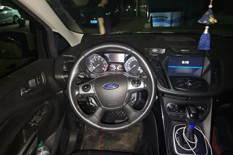 Used Ford Kuga 2013 2.0L GTDi Four-Wheel-Drive Sport Model Steering Wheel