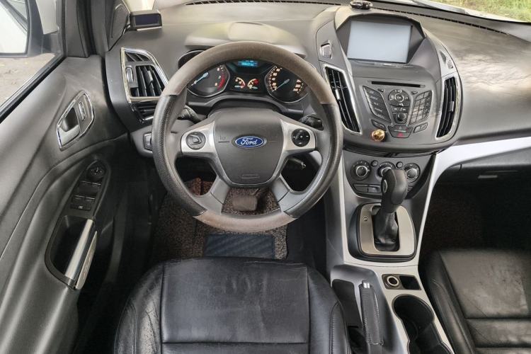 Used Ford Kuga 2013 1.6L GTDi Two-Wheel-Drive Comfort Model Steering Wheel