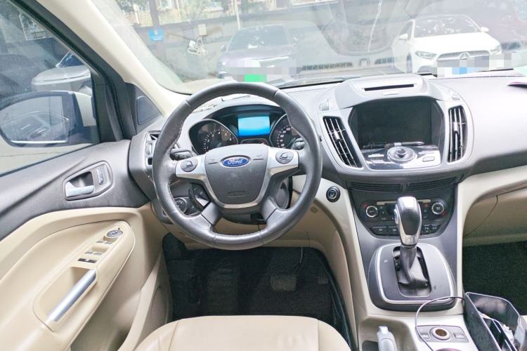 Used Ford Kuga 2013 2.0L GTDi Four-Wheel Drive Premium Model Steering Wheel