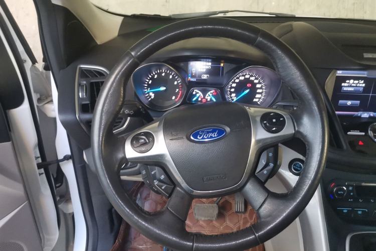 Used Ford Kuga 2013 2.0L GTDi Four-Wheel Drive Premium Model Steering Wheel