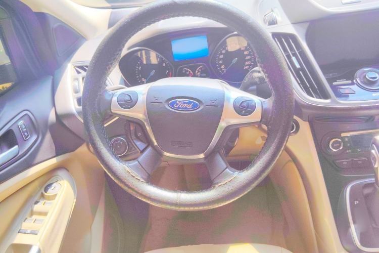 Used Ford Kuga 2013 2.0L GTDi Four-Wheel Drive Premium Model Steering Wheel